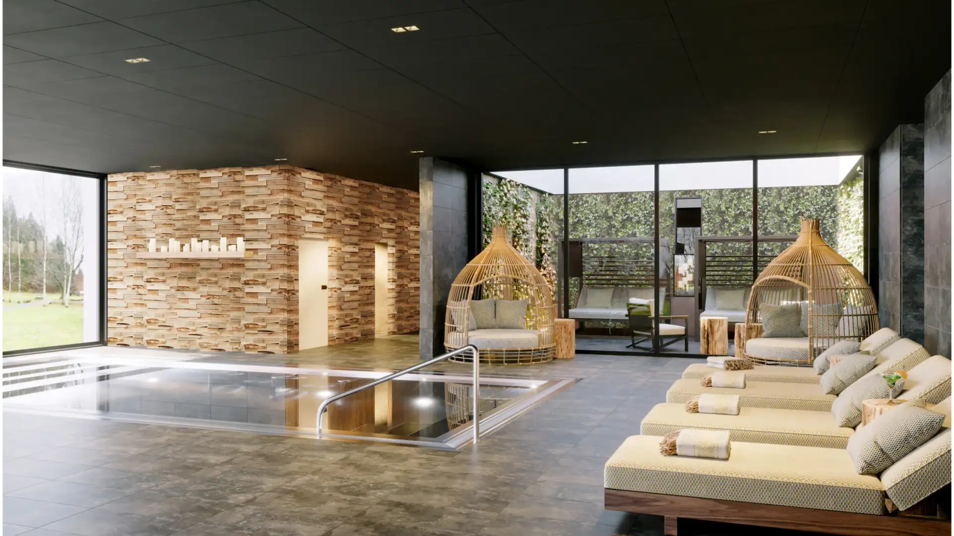 Salle de spa avec piscine, chaises longues et canapés, entourée de grandes baies vitrées et d'un mur en pierre
